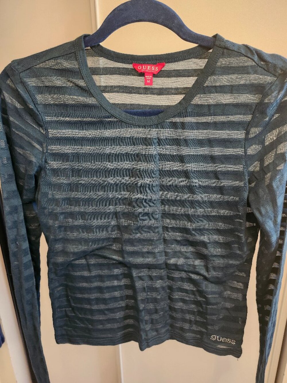 GUESS TOP WITH RINESTONES HUNTER GREEN SIZE M